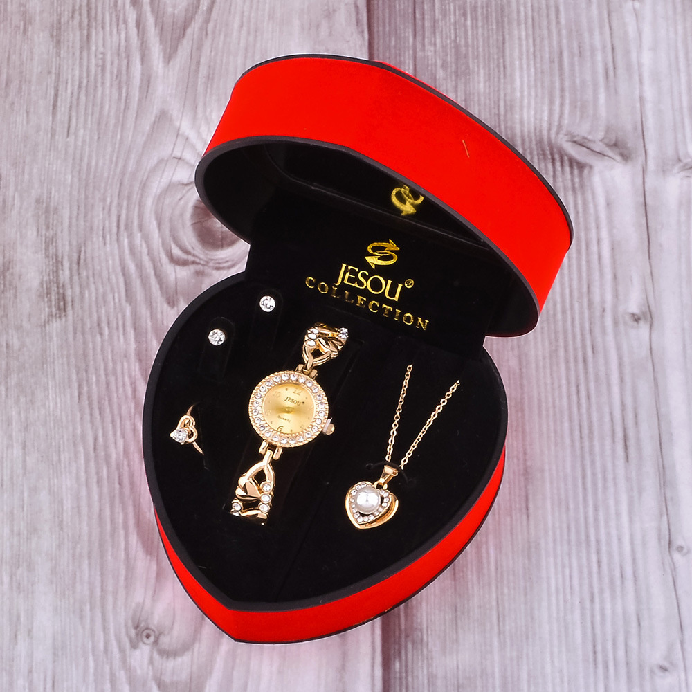 2026 New Women Bracelet Watch  - Jewelry Box Watches Bracelets 评论和价格